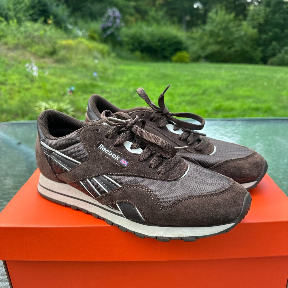 Reebok Classic Dark Brown Women's Sneakers *RARE*